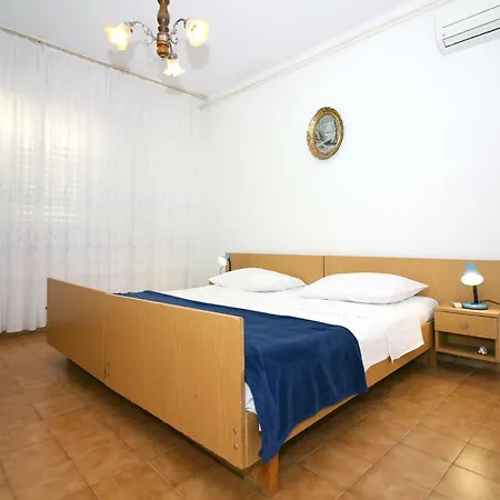 Obratov #4 Apartment Tisno